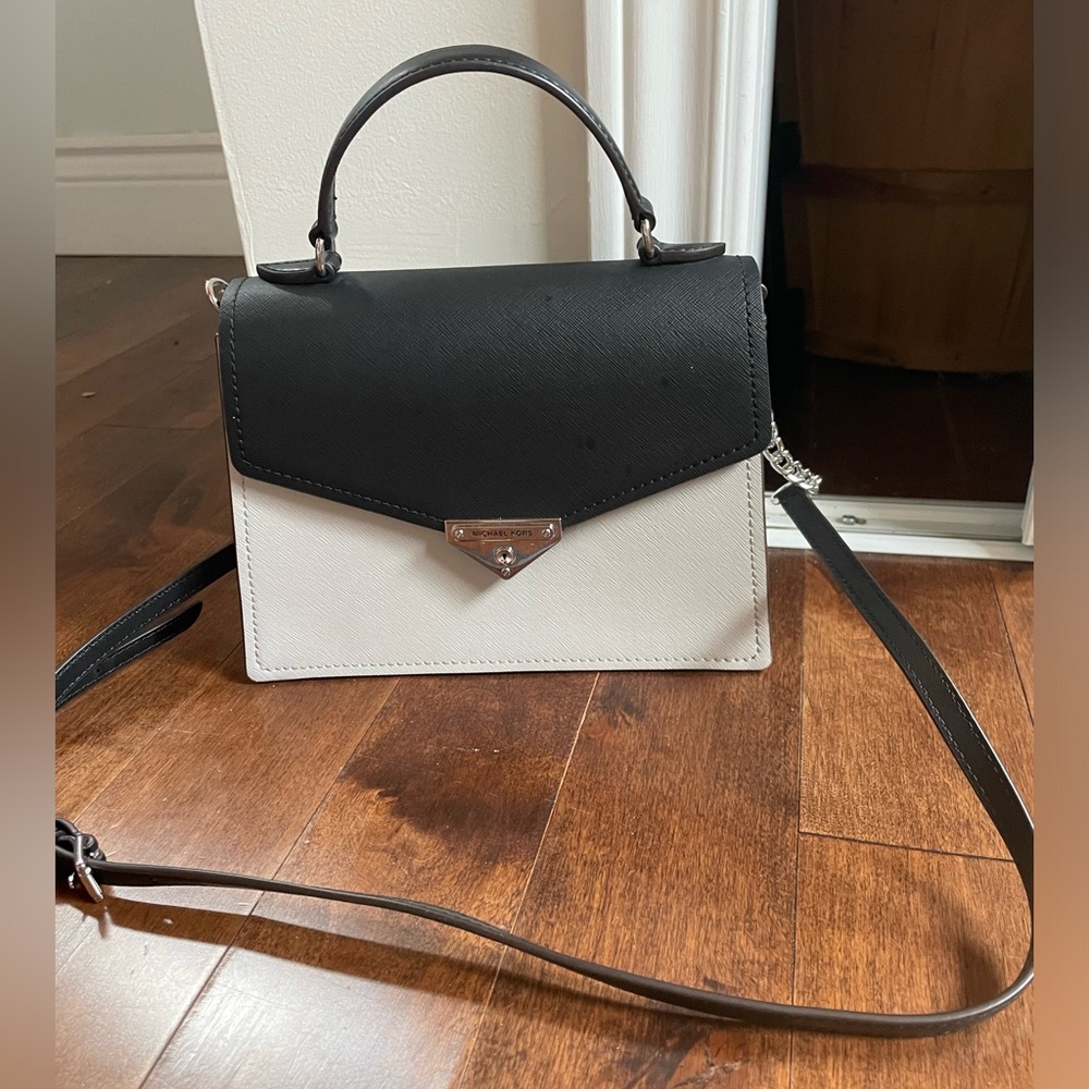NWOT Michael Kors purse